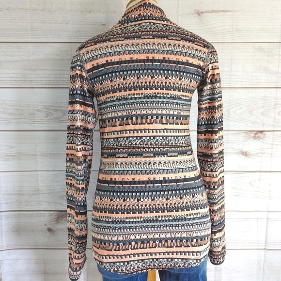 Nike Pro Dri Fit Half Zip in Aztec Peach Size Medium - Picture 4 of 10